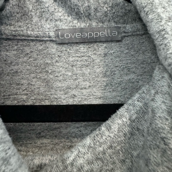 ⚡️3/ $20⚡️Loveappella turtle neck sweater - Picture 2 of 4